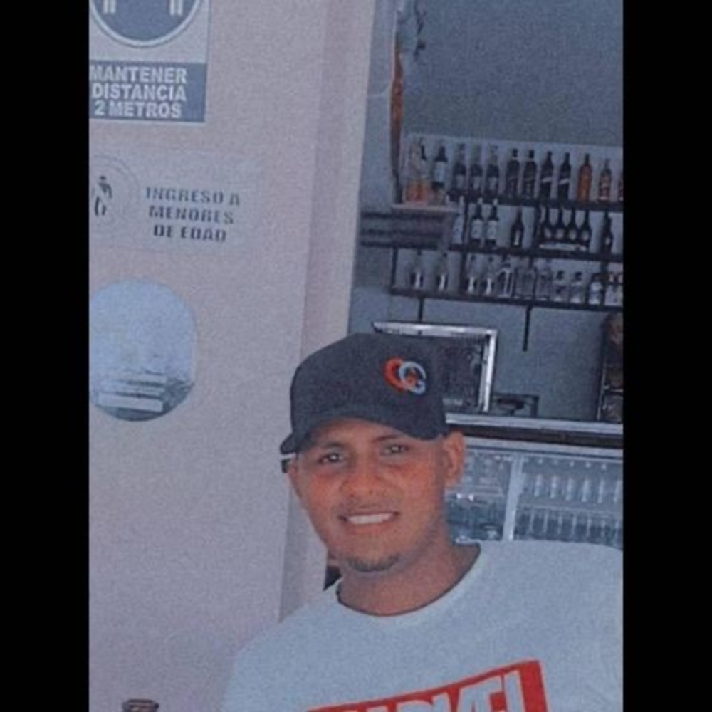 Meet your Posher, Diego